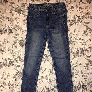 American Eagle Hi- Rise Jeans